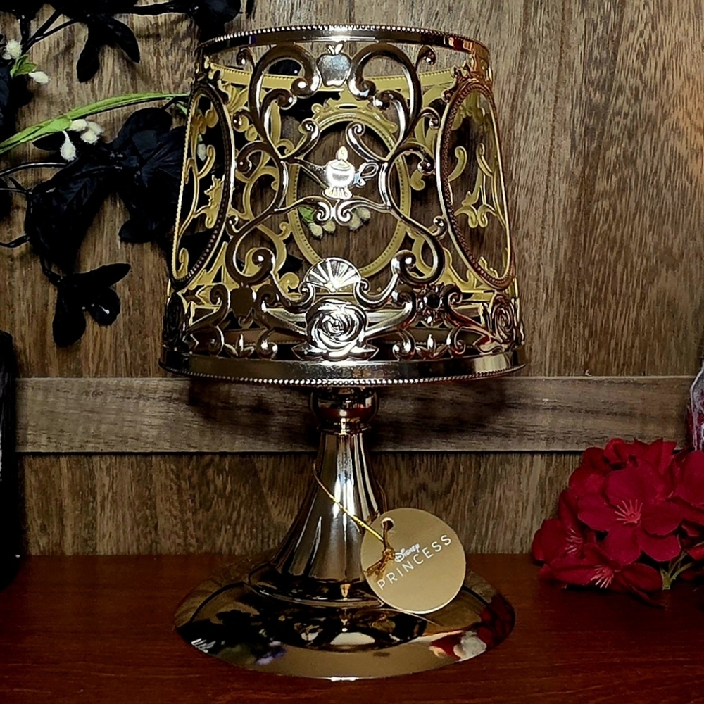 SOLD OUT - Bath & Body Works Disney Princess Royal Lamp 3 Wick Candle Holder